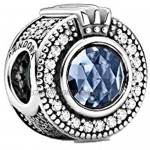 Pandora Sparkling blue crown O charm in silver/blue.